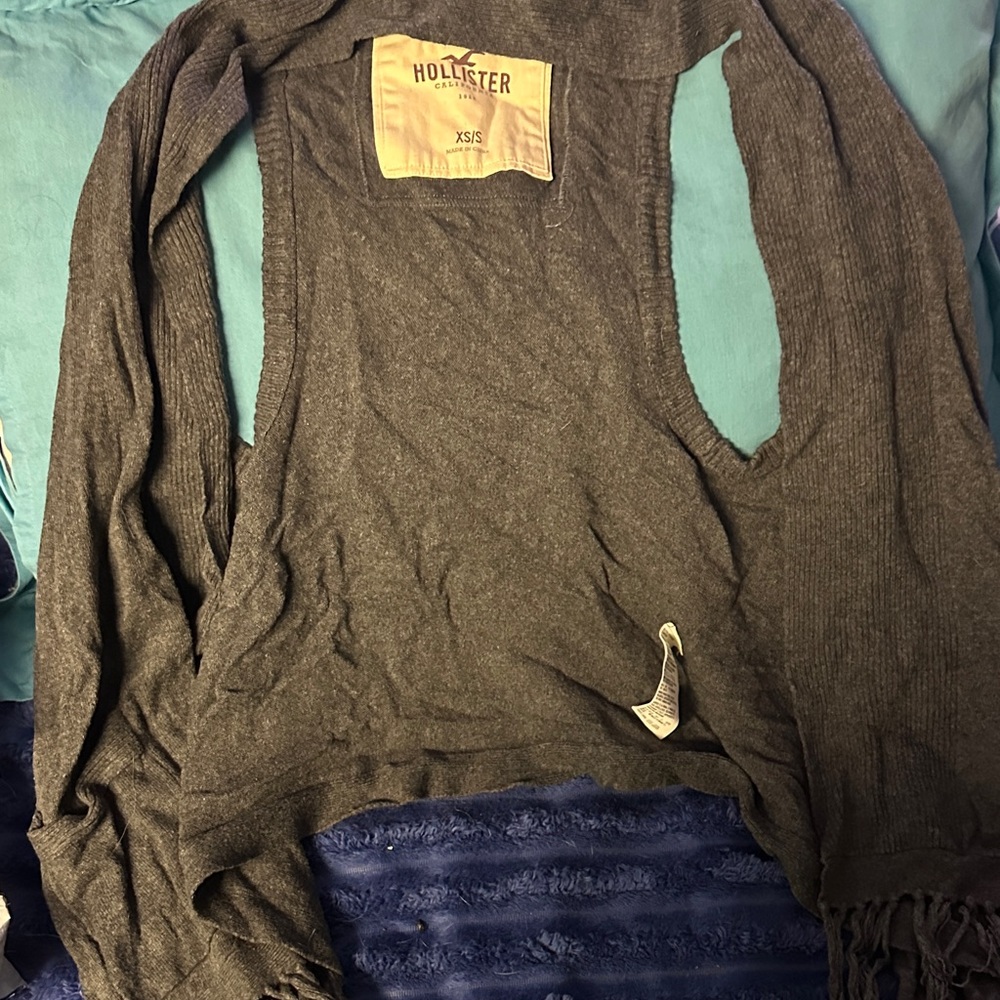 Hollister Charcoal Women's sleeveless Vest